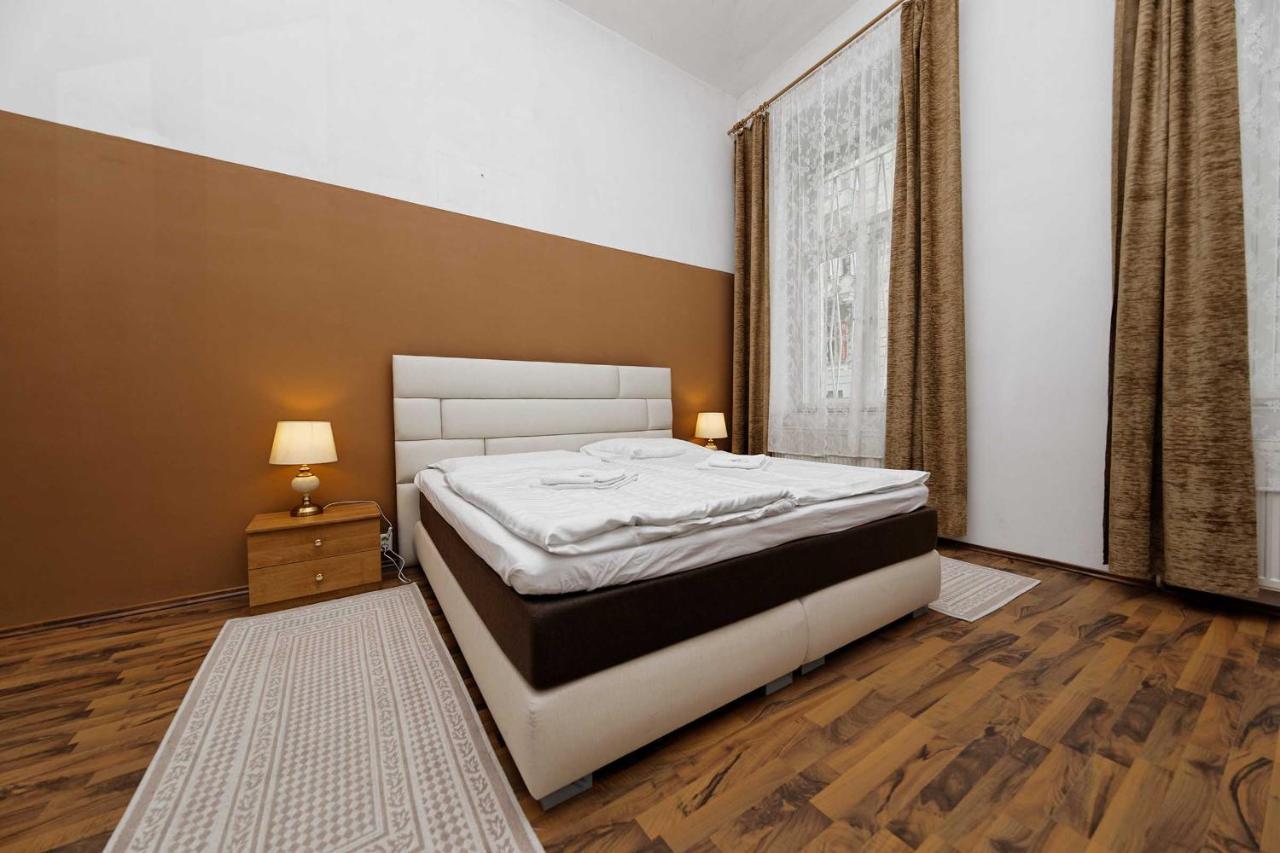Apartments U Cisare ปราก ภายนอก รูปภาพ