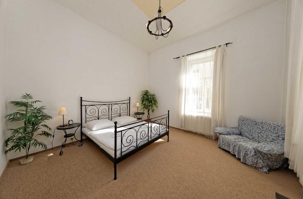 Apartments U Cisare ปราก ภายนอก รูปภาพ