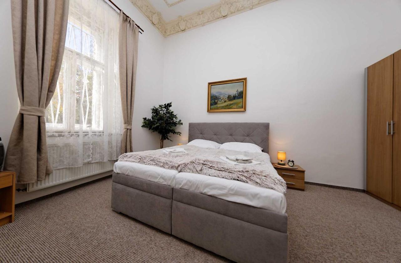 Apartments U Cisare ปราก ภายนอก รูปภาพ