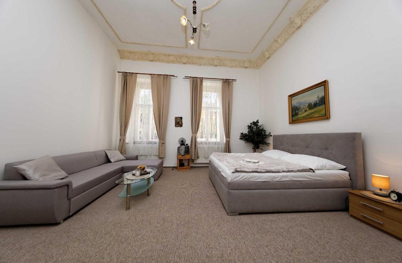 Apartments U Cisare ปราก ภายนอก รูปภาพ
